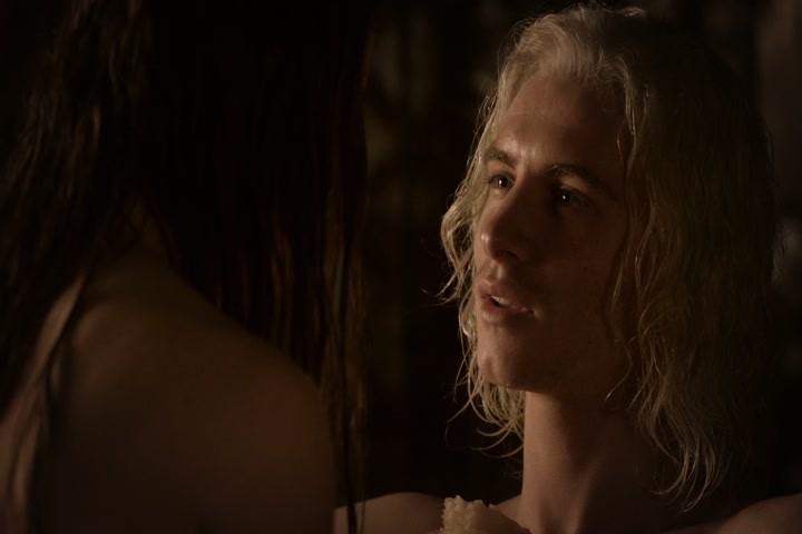 The breath of the greatest dragon
forged the Iron Throne,
The breath of the greatest dragon
forged the Iron Throne,