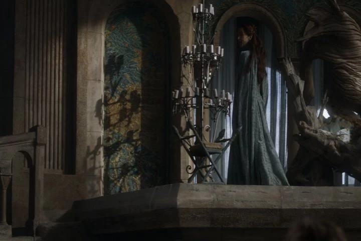 - My lady.
- Look what Uncle Petyr brought me.
