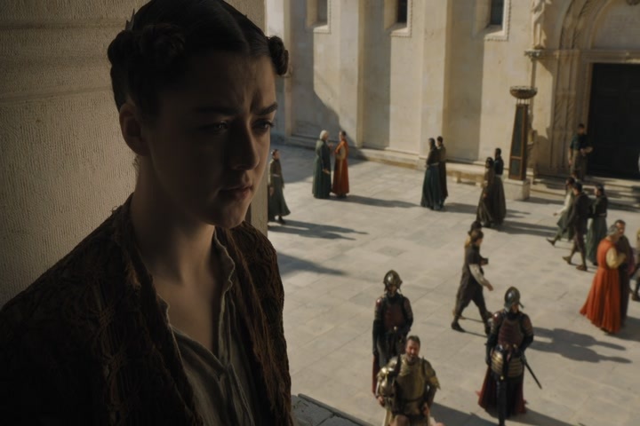 The bareheaded beggar
The king with his crown...
The bareheaded beggar
The king with his crown...