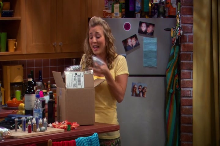 Sheldon, I'm sorry about your hamburger,
okay? I just don't wanna be a waitress.
Sheldon, I'm sorry about your hamburger,
okay? I just don't wanna be a waitress.